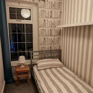 Penarth Town Terrace, Close To Cafes, Beaches, , Cardiff United Kingdom